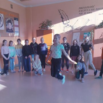SZKOLNY TURNIEJ O LAUR "KLASY ROKU"
