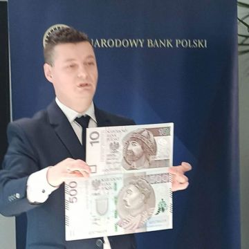 WIZYTA UCZNIÓW W NBP W KIELCACH